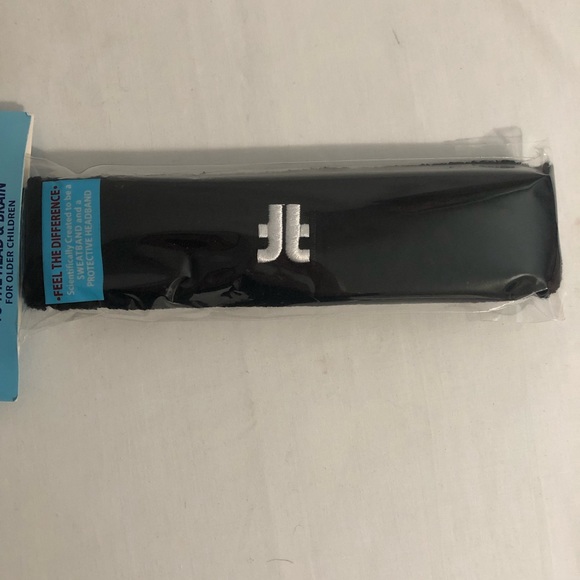 Forcefield Kid Protective Headband Sweatband - Picture 4 of 9